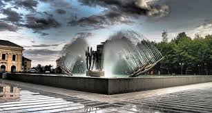 Dramatic View Picture Of Fantana Arteziana Artesian Well Drobeta Turnu Severin Tripadvisor