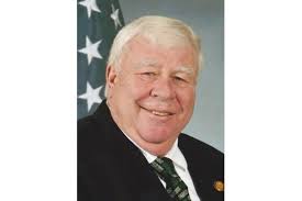 Larry Chief Obituary (2016)