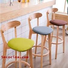 Si una cocina no tiene suficiente espacio como para colocar una mesa redonda cerca o una mesa cuadrada con cuatro sillas, una opción es una barra americana. Review Para Comprar La Mas Recomendada Barra Cocina De 2020