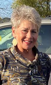 Tamara Rader's Instagram, Twitter & Facebook