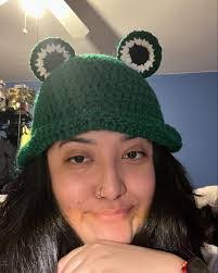 Gwen Martinez's Instagram, Twitter & Facebook