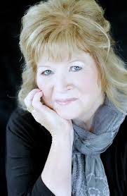 Kathryn Daugherty's Instagram, Twitter & Facebook