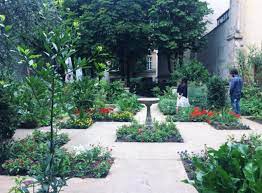 l etonnant micro jardin cache au coeur du marais parc et jardin beaux jardins paris