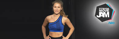 Ein tabata training dauert 4 minuten und besteht aus 8 runden. Roxi Strasser Das Sixpack Hat Mich Nicht Glucklich Gemacht