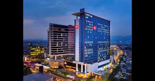 Untuk info disc tambahan silahkan hubungi no. Ibis Bandung Trans Studio Mulai Rp 319rb R P 4 3 3 R B Bandung Hotel Kayak