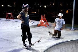 Kelvin hoefler skateboarding men's street. Skate