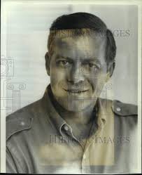 Press Photo Actor Max Showalter