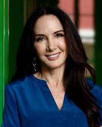 Greg Brownlow's Instagram, Twitter & Facebook