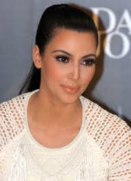 26 Oktober 2013, Heinz Porten &middot; News &middot; Hinterlasse einen Kommentar &middot; Kim Kardashian will Bruce Jenner als Brautführer Foto: Eva Rinaldi / Creativ Commons ... - kim-kardashian
