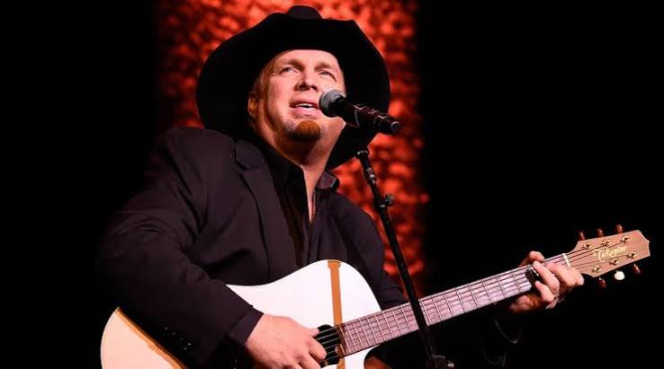 Country star Garth Brooks says music has fallen 'victim' to technology | Fox News