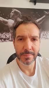 Comer de qualquer jeito, mata sua fome, porém pode te deixar até  desnutrido... , Pense que os alimentos, em equilíbrio e bem balanceados em  seu dia , farão as funções necessárias para que tudo esteja ...