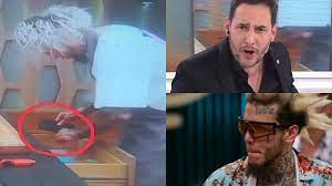 Falta alex hoy, que no ha llegado por cuestiones personales, así que veremos cómo continúa esta gala de eliminación. Se Filtro Una Polemica Imagen De Alex Caniggia Con Un Celular En Masterchef Otra Truchada De Master Tongo Ciudad Magazine