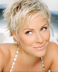En matière de coiffure homme cheveux fins, plusieurs choix sont tendances. Coupe Courte Cheveux Fins Coupe Courte Cheveux Fins Cheveux Courts Coupe De Cheveux Courte