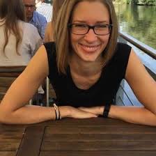 Rebecca Bartels (becksinthecityr)