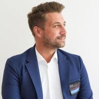 400+ "Stoeger" profiles