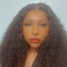 Erica Tabor's Instagram, Twitter & Facebook