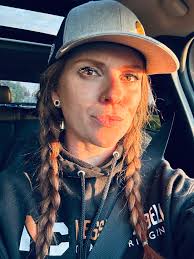 What causes eye color to change?