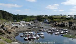 Pors Poulhan Un Port De Poche De La Baie D Audierne A La Limite Nord Du Pays Bigouden Bretagne Finistere Pays