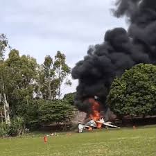 Avião de pequeno porte cai e deixa dois mortos em Marília