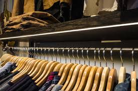 Pin On Shoe Shop Interior