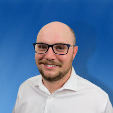 HI! Do we have any marketing pro's in here?