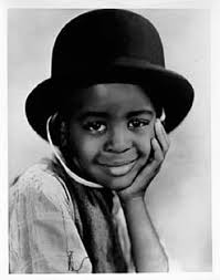 Happy Birthday Robin Wright: April 8, 1966🎈🎁🎊🎂🎉