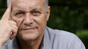 Jean-Pierre Luminet: «La poésie dit beaucoup avec peu de mots. Les  mathématiques aussi»