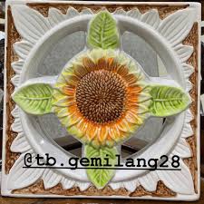 A to z sort by availability sort by review count show sale items first. Tb Gemilang 28 Ready Kerawang Bunga Matahari Uk 20x20 Bahan Keramik Facebook