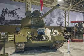 Und auch waffen wie das sturmgewehr g36 oder ein maschinengewehr in den händen gehalten. Geschichten Uber Die Waffen Panzer T 34 85 Aussen Und Innen