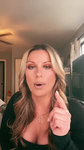 Kayleigh Arnold Growing Up Poor