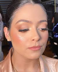 Lina Marcela Leon (@makeupbylinaleon) · Instagram photos and Reels