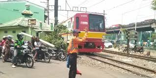 Check spelling or type a new query. Begini Cara Petugas Pjl Atur Pelintasan Ka Tanpa Palang Di Stasiun Ancol Halaman All Kompas Com