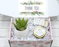 Candles are always appreciated as a thank you gift. Thank You Gifts Etsy