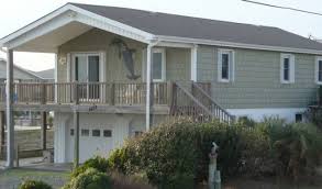 Certainteed's new restoration classic line features vinyl siding in five popular styles. Pin On Beach House Ideas