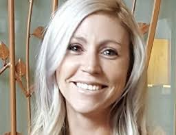 Lacey Albright's Instagram, Twitter & Facebook