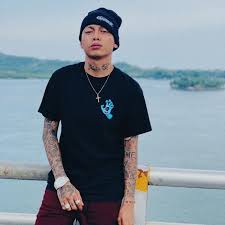 The pop/r&b track is about patiently loving. Skusta Clee Photos 2 Of 2 Last Fm