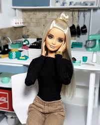 Pin By Zuzanna Motyka On Dolls Barbie Fashionista Barbie Model Barbie Fashionista Dolls
