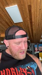 Dudes will see this and say “hell yea”