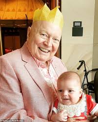 Listen to music by bert newton on apple music. Bert Newton Beams As He Celebrates The New Year With His Grandson After Returning Home From Hospital Daily Mail Online