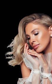 Sharon Hebert's Instagram, Twitter & Facebook