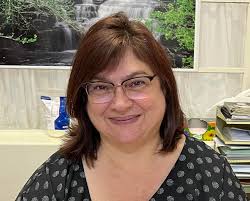 Practice Introductions 101 Who is the face behind our new signature  voice?😜🌸 Mrs. Leonie Scott has been a resident of our beautiful town  since 2002 with her parents residing in Huis Corrie