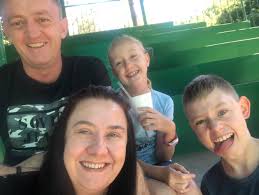 What could be the problem with my Opel Corsa Gamma SA car that doesn't want  to start and doesn't want to switch off?