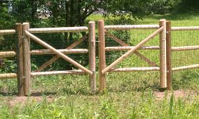 Sentry Fence Co A Quality Job Doesn T Cost It Pays Wood Fence Rustic Garden Fence Rustic Fence