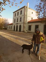 Maybe you would like to learn more about one of these? Galeria De Imagenes De Estaciones Fuente De San Esteban Revista Via Libre Fundacion De Los Ferrocarriles Espanoles