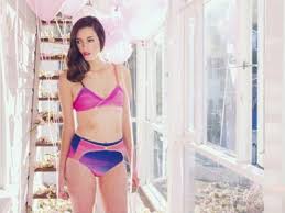 FREE|STYLE with Julie Roulston #9