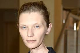 Buzek has won the polish academy award for best supporting actress in 2003 and the shooting. Agata Buzek Styl Moda Plotki Zdjecia Ciuchy Wzrost Zeberka Pl