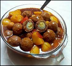 Done Semur Bola Bola Ayam Isi Telur Puyuh Yummy Indonesianfood Resep Masakan Indonesia Makanan Babi Asam Manis
