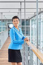 Sahra wagenknecht) — немецкий политик, журналист, член левой партии германии (лпг). Sahra Wagenknecht Ruckkehr An Die Spitze