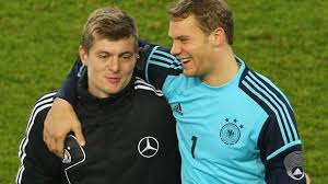 Aquí os traigo el himno de alemania oriental, la república democrática alemana (rda), también treuhand: Asi Jugaria Alemania Occidental Contra Alemania Oriental Futbol Sapiens
