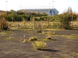 Includes stand descriptions, away fans advice, directions, closest train stations, car parking, nearby pubs, stadium review, photos and things to see and do. Leeds United Training Ground Will It Benefit Holbeck South Leeds Life